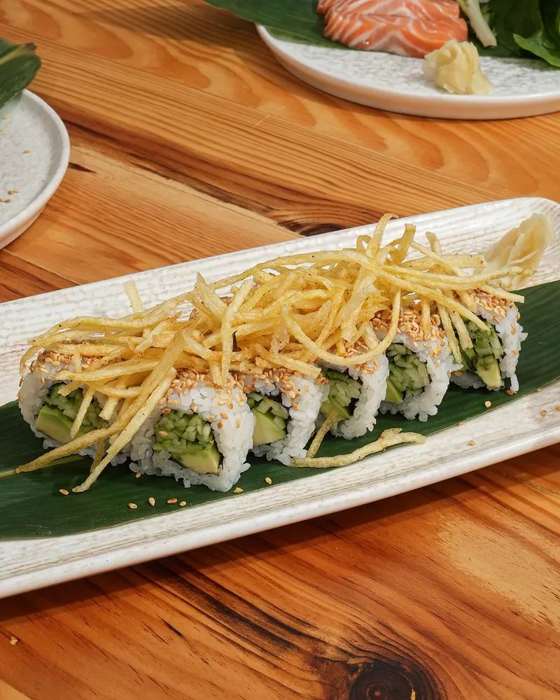 Avokadolu Roll (Vegan)